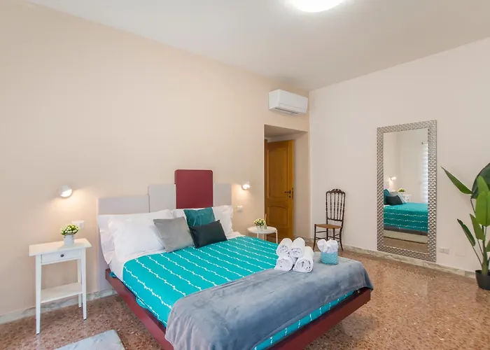 Garden Tuscolana - 200 Meters From The Metro Station Rom